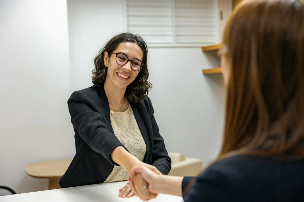 Financement des associations : le mécénat, bonne ou mauvaise idée ? 2 associations : les trois formes de mécénat